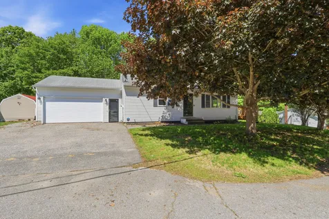 12 Saint Patrick Avenue Lewiston ME 04240