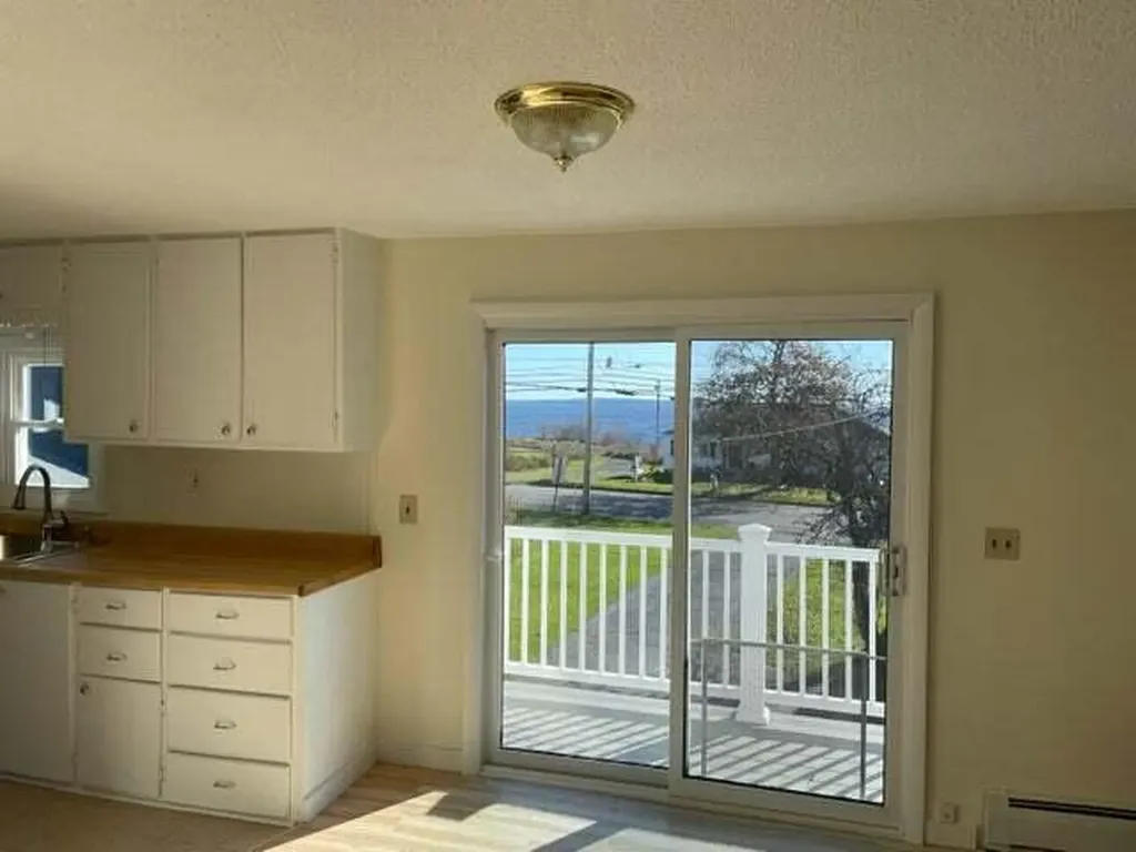 98 E Main Street Searsport ME 04974
