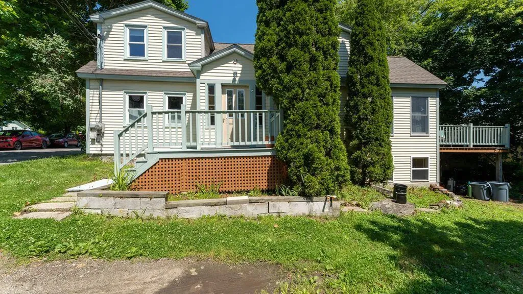 Bowdoinham ME, 4 Back Hill Street