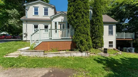 4 Back Hill Street Bowdoinham ME 04008