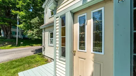 4 Back Hill Street Bowdoinham ME 04008
