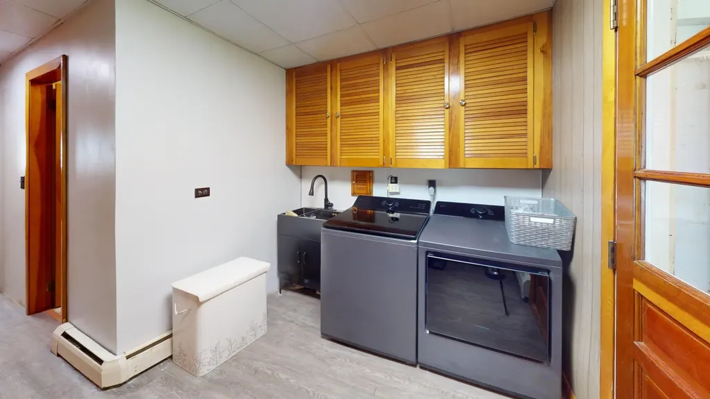 32 Kelley Avenue Lincoln ME 04457