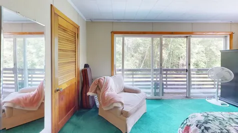 32 Kelley Avenue Lincoln ME 04457