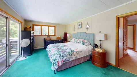 32 Kelley Avenue Lincoln ME 04457
