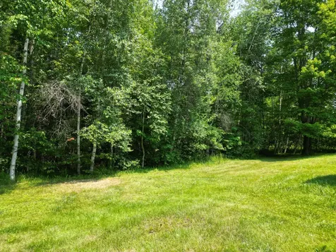 32 Kelley Avenue Lincoln ME 04457