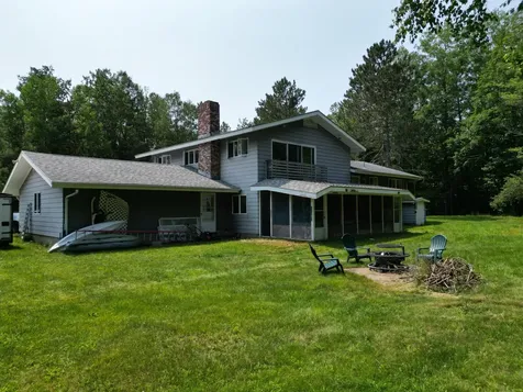 32 Kelley Avenue Lincoln ME 04457
