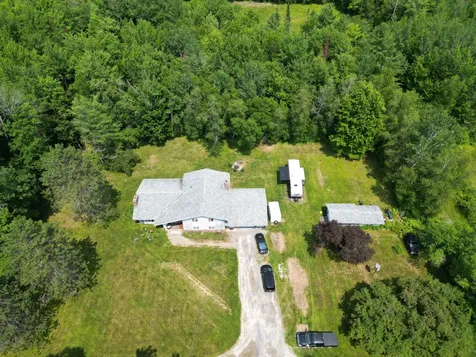 32 Kelley Avenue Lincoln ME 04457