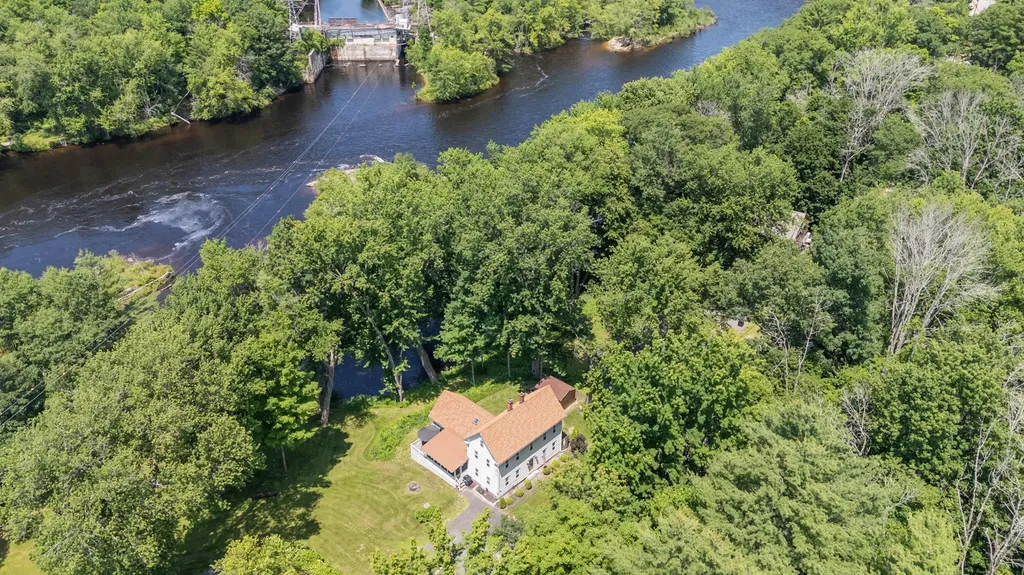 61 Salmon Falls Road Buxton ME 04093