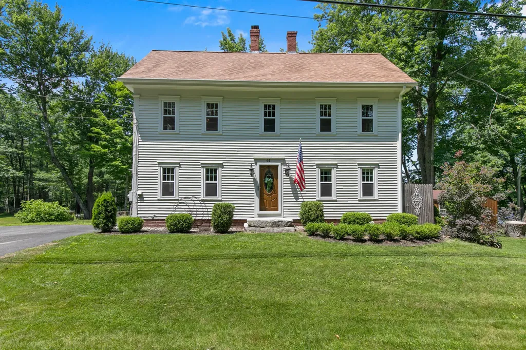 61 Salmon Falls Road Buxton ME 04093