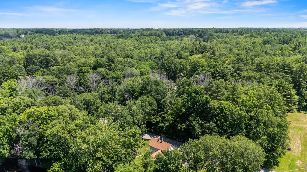 61 Salmon Falls Road Buxton ME 04093