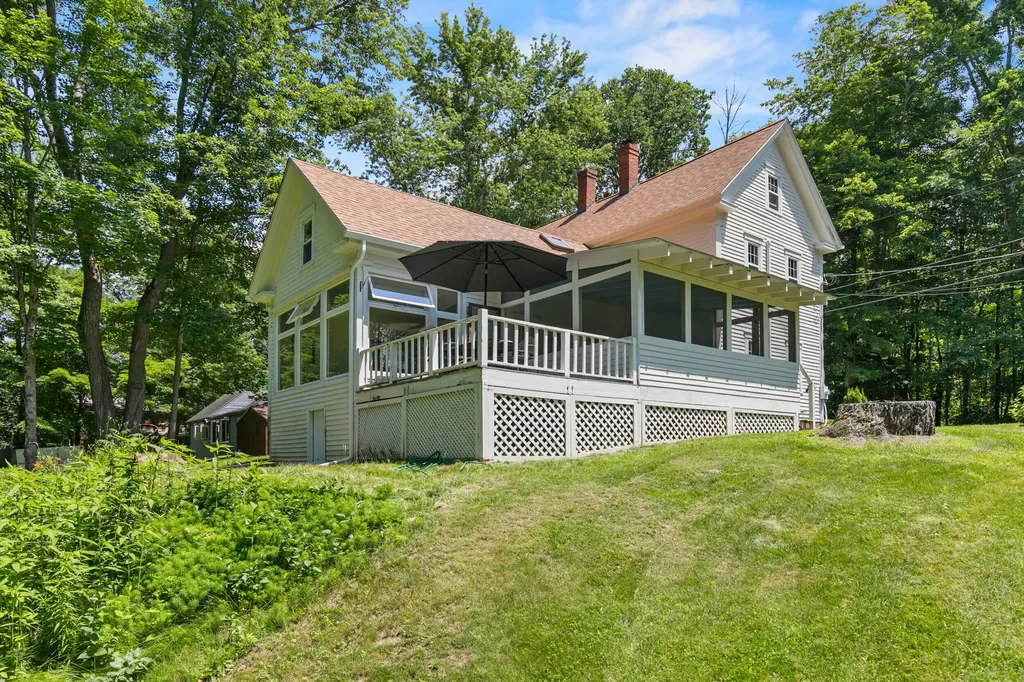 61 Salmon Falls Road Buxton ME 04093
