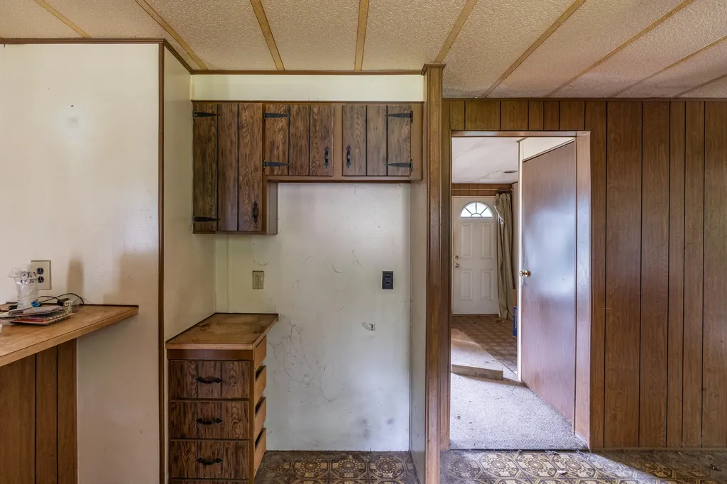 41 River Road Boothbay ME 04537
