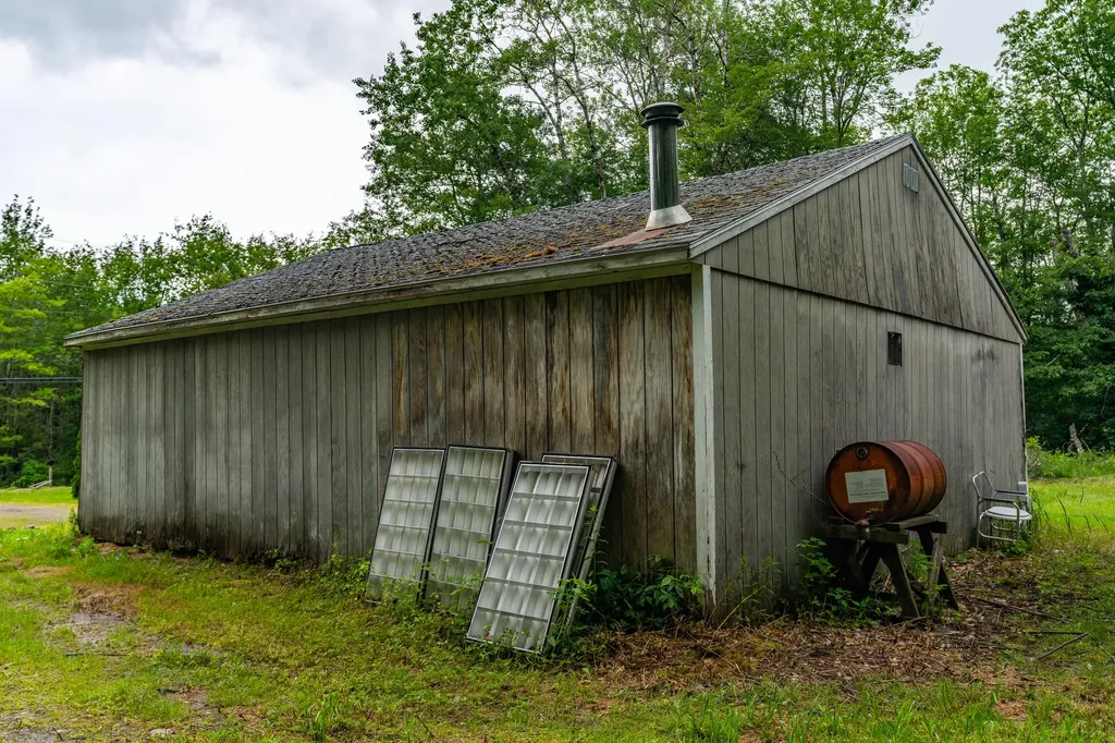 41 River Road Boothbay ME 04537