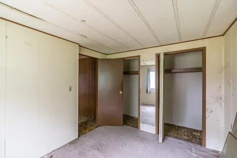 41 River Road Boothbay ME 04537