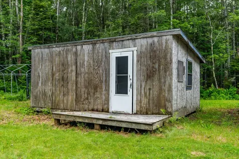 41 River Road Boothbay ME 04537