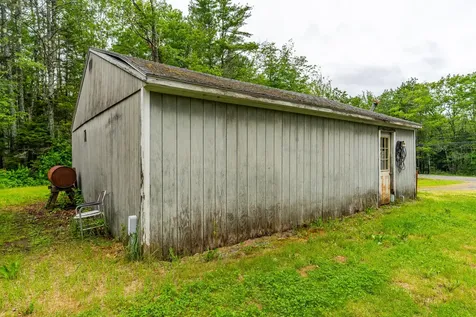 41 River Road Boothbay ME 04537
