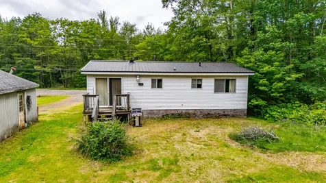 41 River Road Boothbay ME 04537