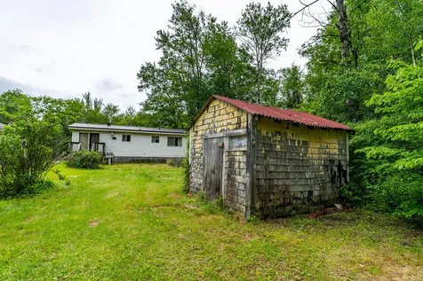 41 River Road Boothbay ME 04537