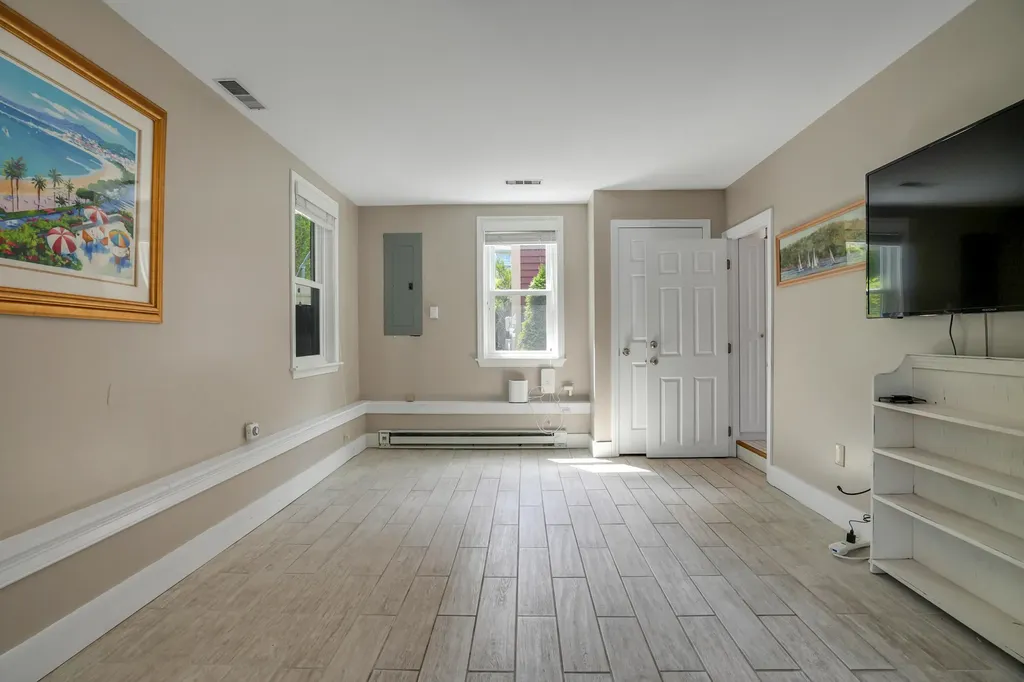 35 Kings Lane Ogunquit ME 03907