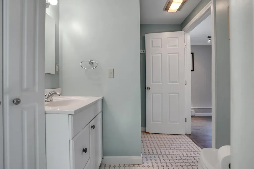 35 Kings Lane Ogunquit ME 03907