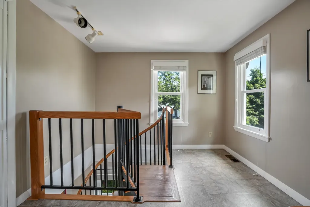 35 Kings Lane Ogunquit ME 03907