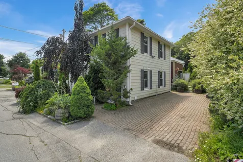 35 Kings Lane Ogunquit ME 03907