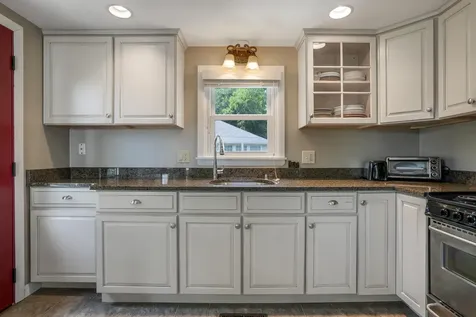 35 Kings Lane Ogunquit ME 03907