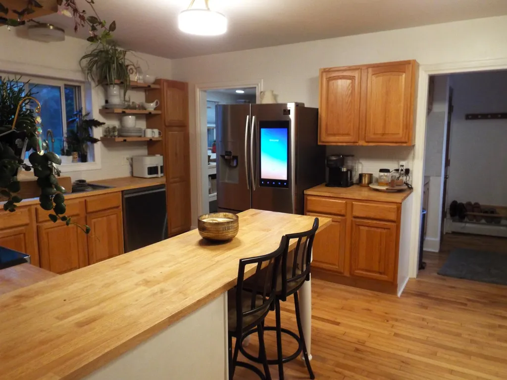 48 6th Street Bangor ME 04401