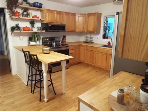 48 6th Street Bangor ME 04401