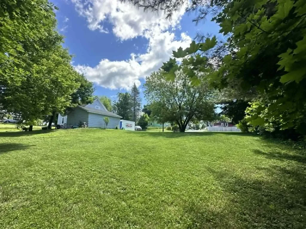 Lewiston ME 04240