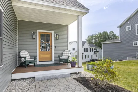 8 Waxwing Lane Falmouth ME 04105