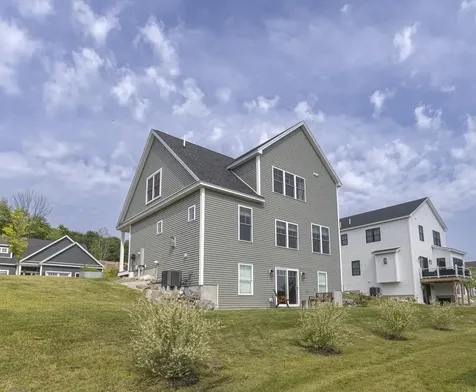 8 Waxwing Lane Falmouth ME 04105