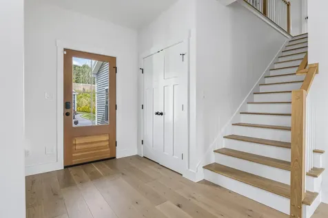 8 Waxwing Lane Falmouth ME 04105