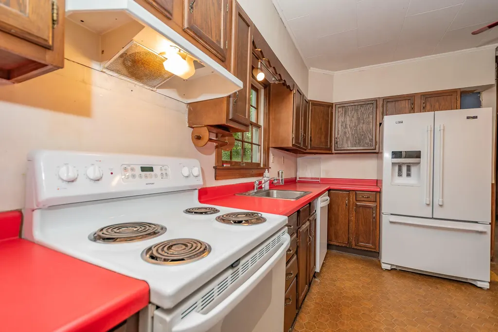 18 Prospect Street Skowhegan ME 04976