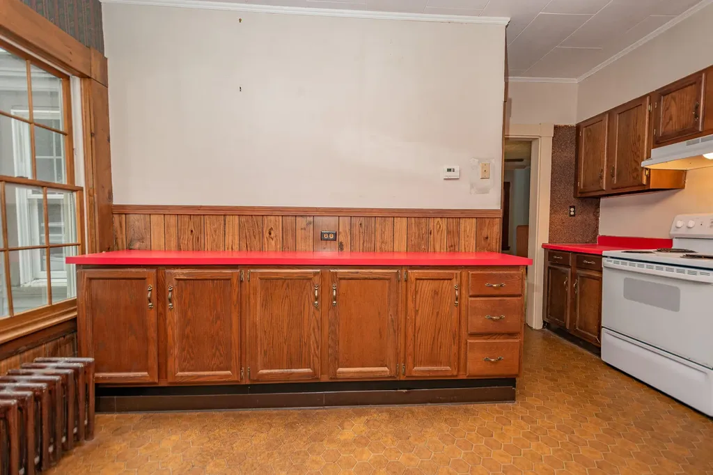 18 Prospect Street Skowhegan ME 04976