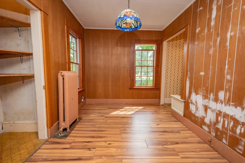 18 Prospect Street Skowhegan ME 04976