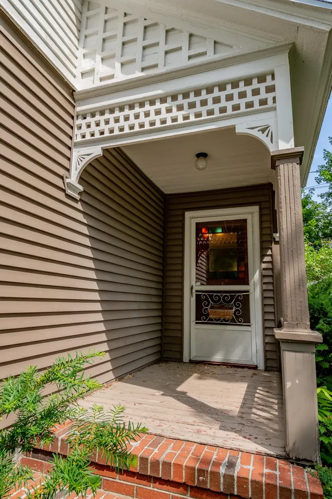 18 Prospect Street Skowhegan ME 04976
