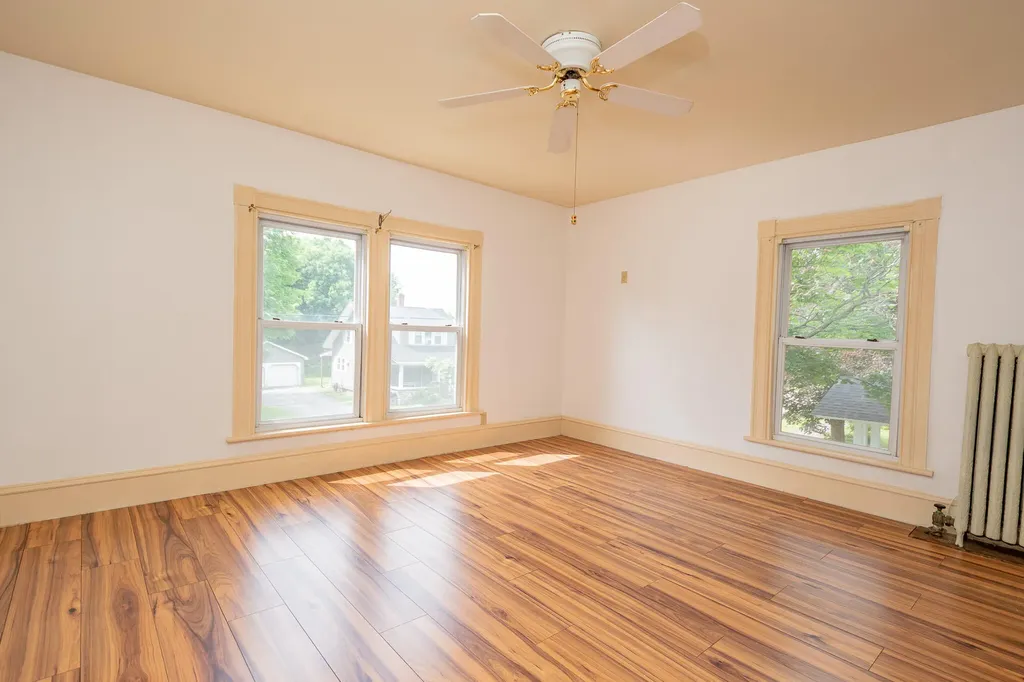 18 Prospect Street Skowhegan ME 04976