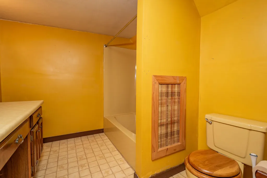 18 Prospect Street Skowhegan ME 04976