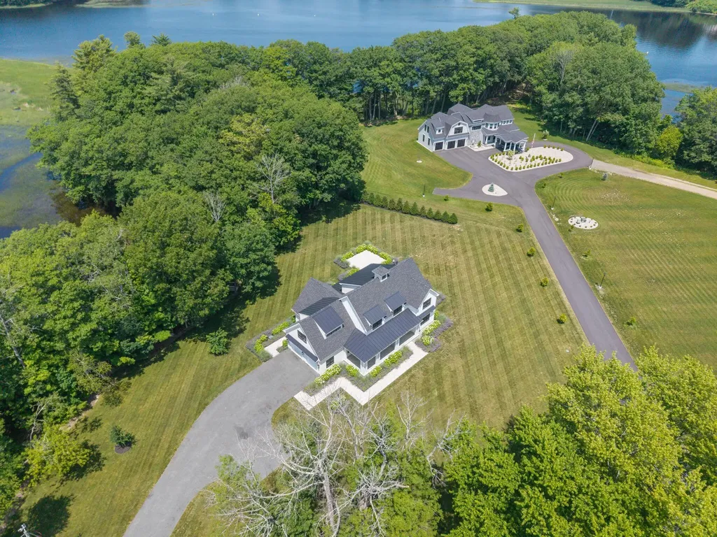 353 Pool Street Biddeford ME 04005