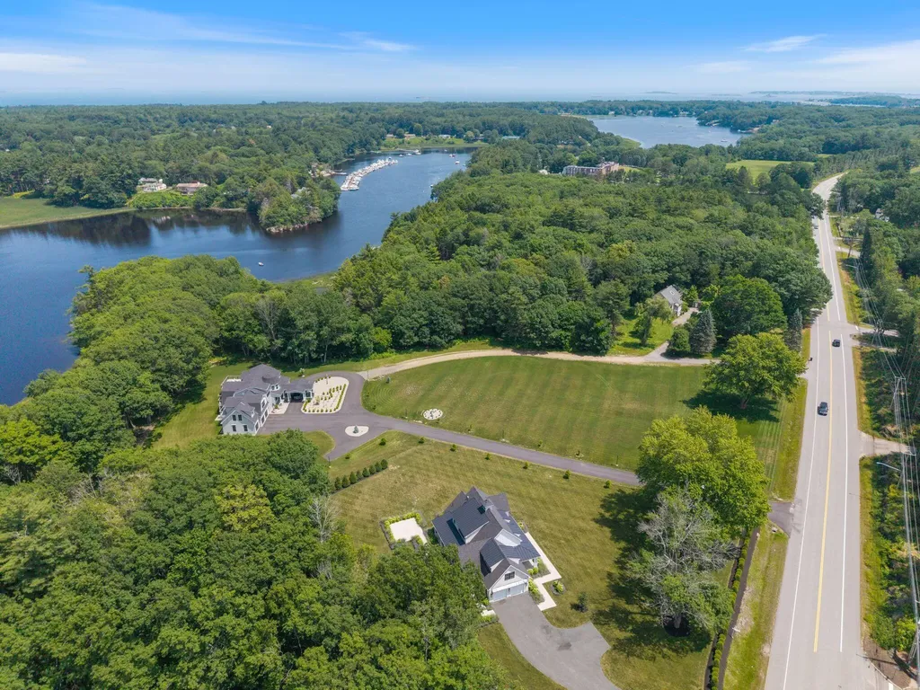 353 Pool Street Biddeford ME 04005