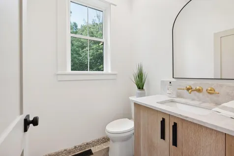 353 Pool Street Biddeford ME 04005