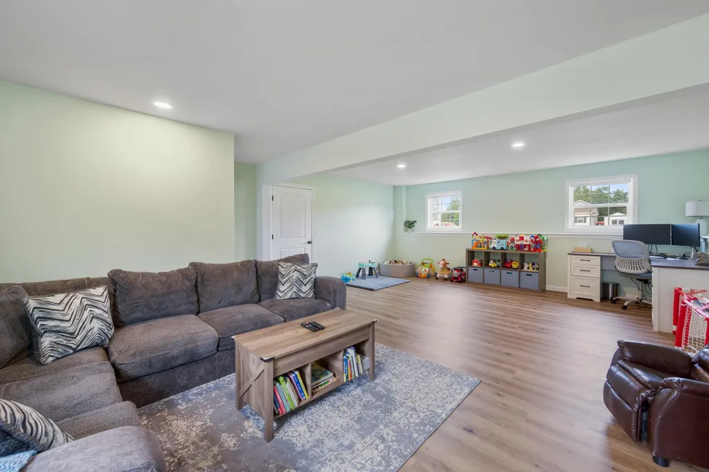 6 Silas Warren Drive Hermon ME 04401