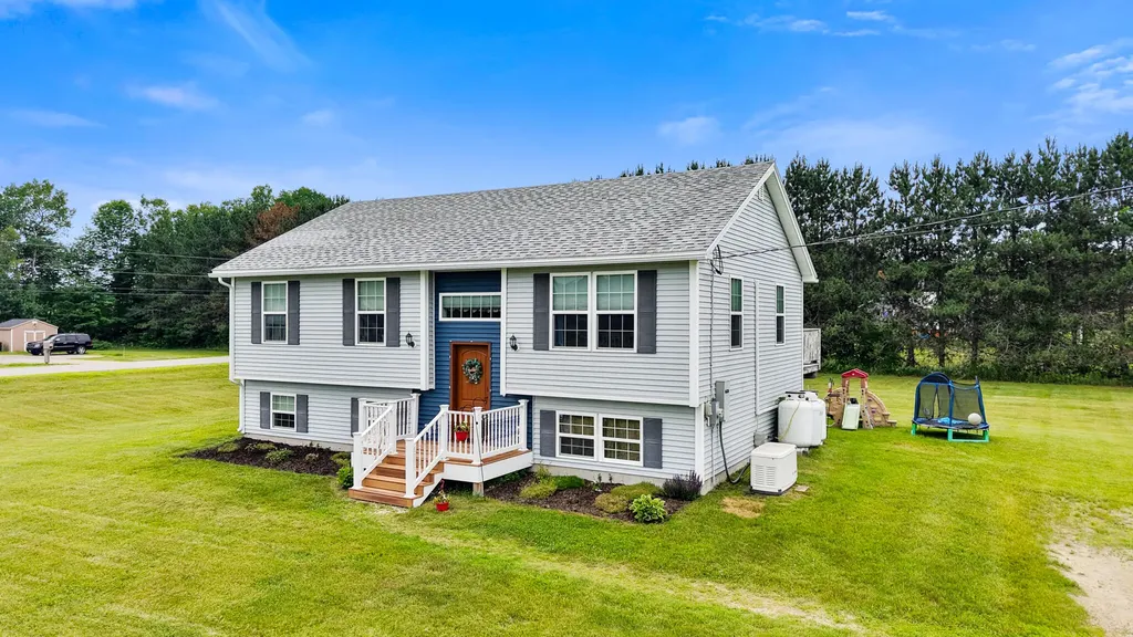 6 Silas Warren Drive Hermon ME 04401
