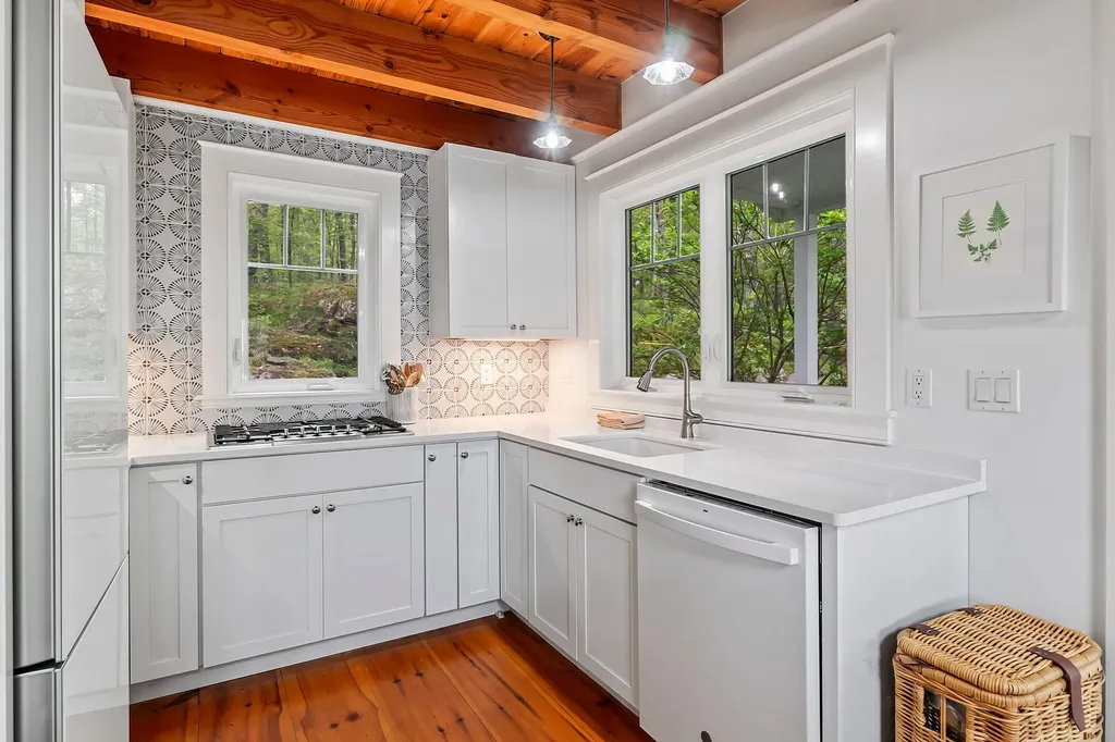 91 Bay Shore Road Westport Island ME 04578
