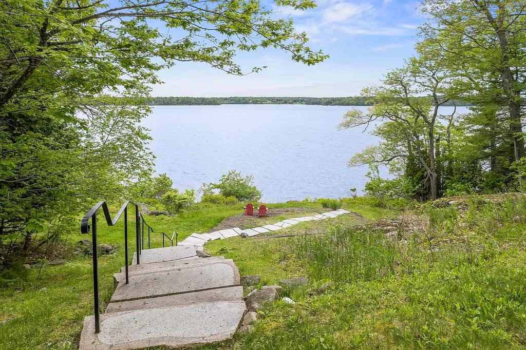 91 Bay Shore Road Westport Island ME 04578