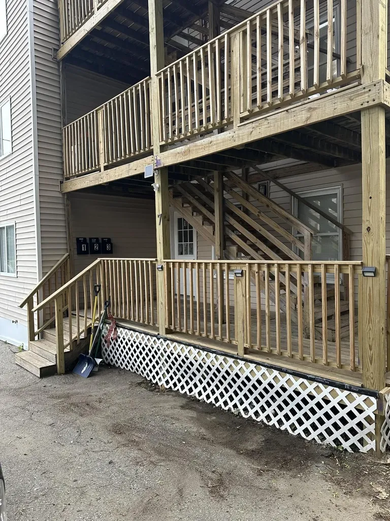 7 Jack Court Lewiston ME 04240