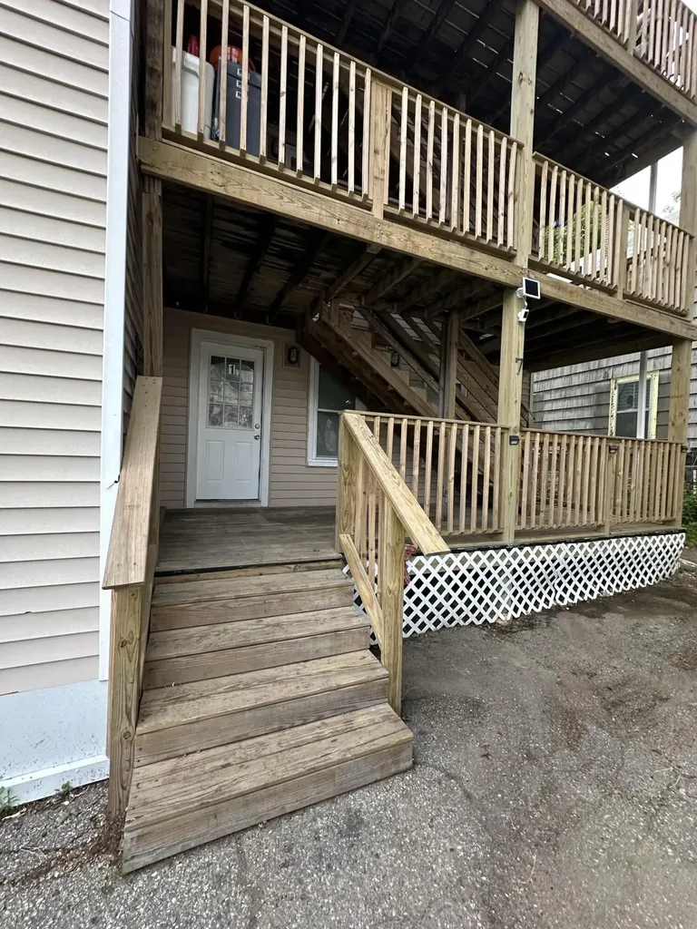 7 Jack Court Lewiston ME 04240