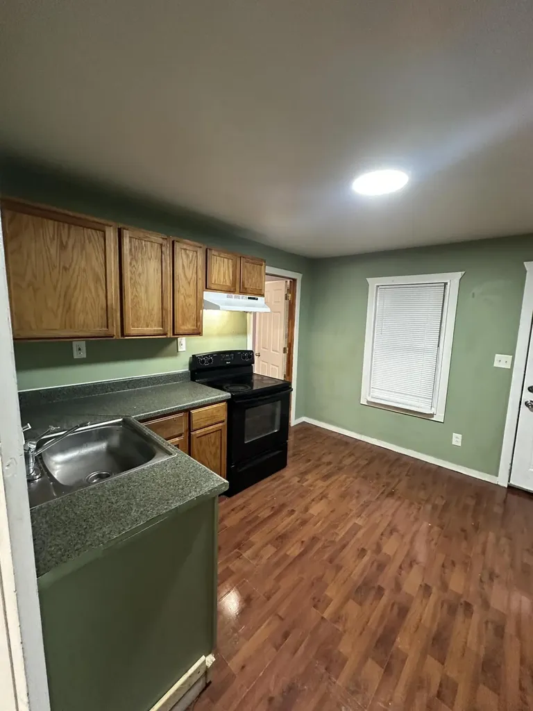 7 Jack Court Lewiston ME 04240