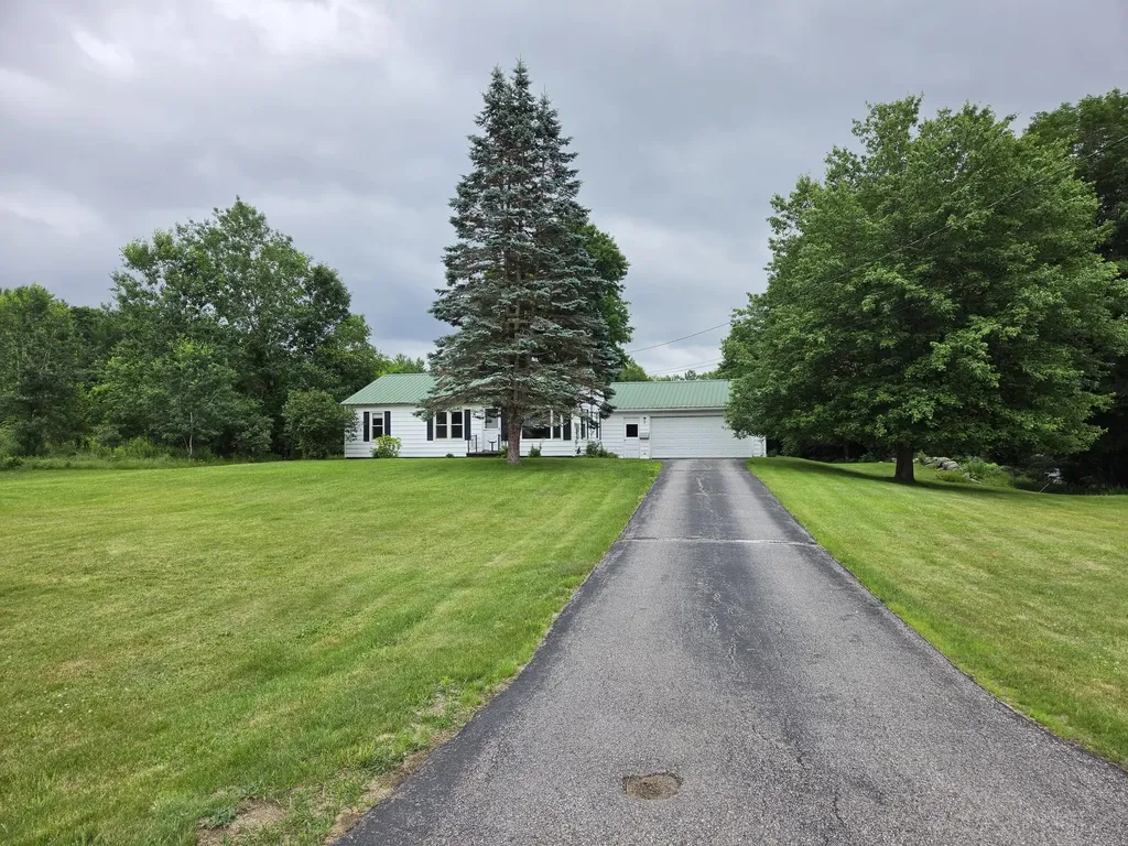7 Turner Lane Paris ME 04281